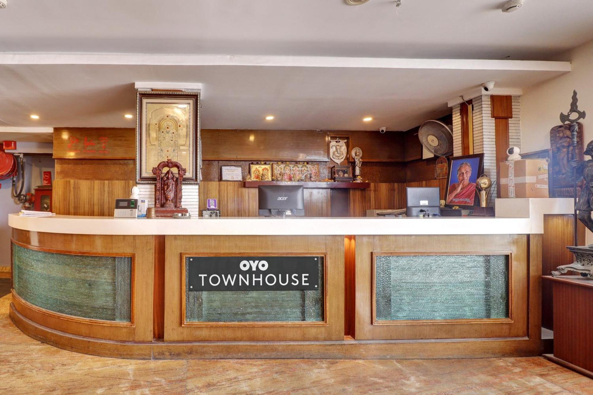 Udayee International Hotel Tirupati Eksteriør bilde